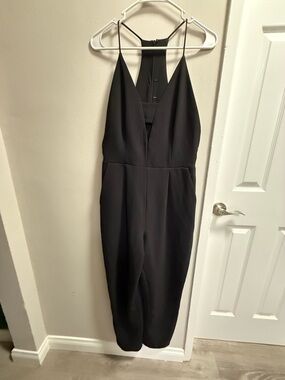 Black V-Neck Sleeveless Jumpsuit